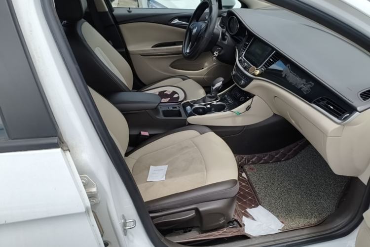 Used Buick Verano 2017 Sedan 15S Automatic Leading Model Right Front Seat