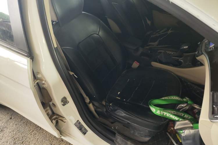 Used Buick Verano 2017 Sedan 15S Automatic Entry Model Right Front Seat