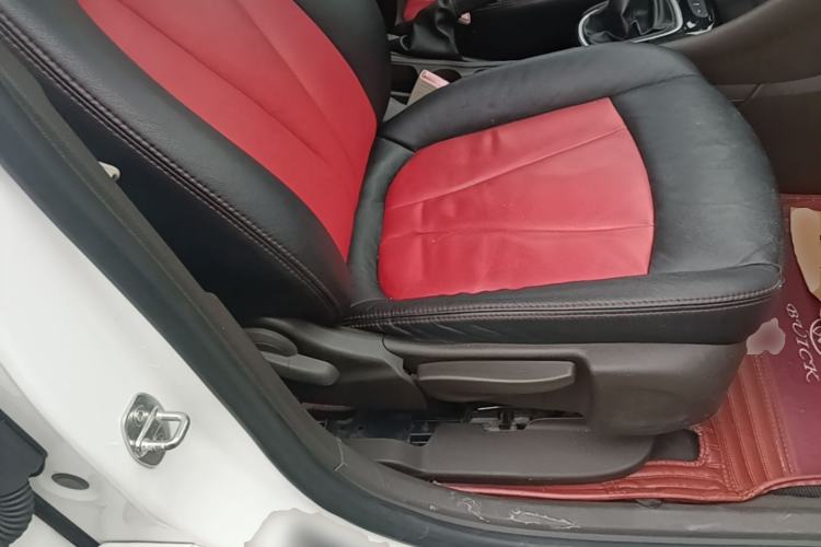 Used Buick Verano 2017 Sedan 15S Manual Entry-Level Model Right Front Seat