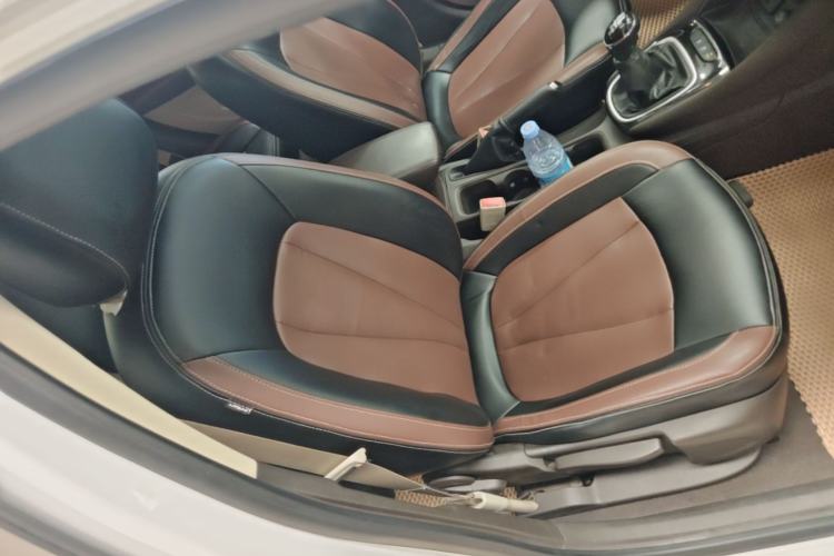 Used Buick Verano 2017 Sedan 15S Manual Entry-Level Model Right Front Seat