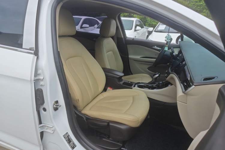 Used Buick Verano 2017 Sedan 15S Automatic Entry Model Right Front Seat