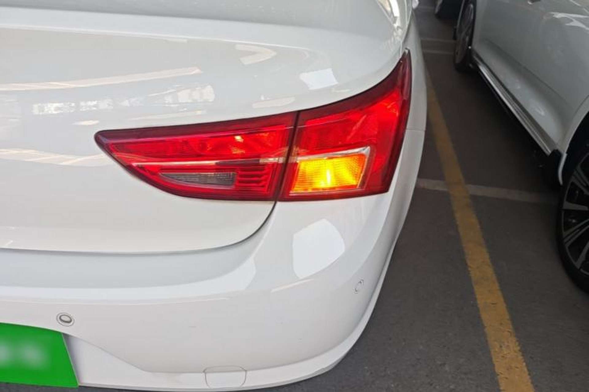 Used Buick Verano 2017 Sedan 15S Automatic Entry Model Right Rear Taillight