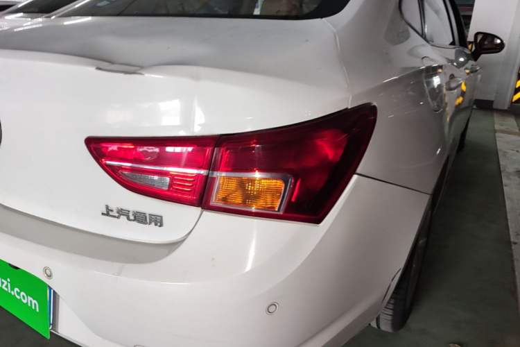 Used Buick Verano 2017 Sedan 15S Automatic Entry Model Right Rear Taillight