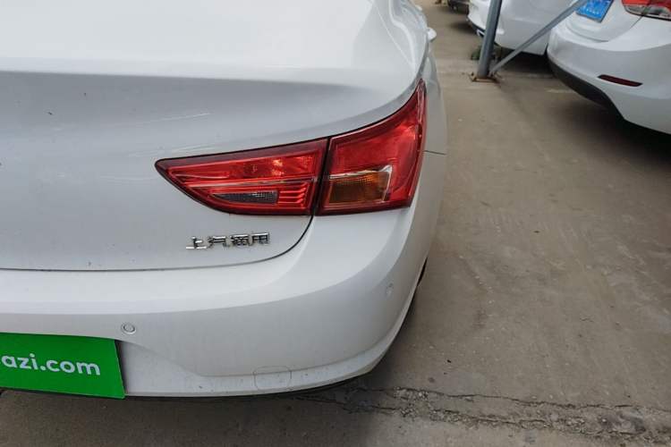 Used Buick Verano 2017 Sedan 15S Automatic Leading Model Right Rear Taillight