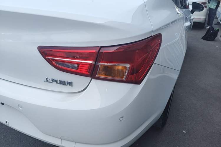Used Buick Verano 2017 Sedan 15S Automatic Leading Model Right Rear Taillight