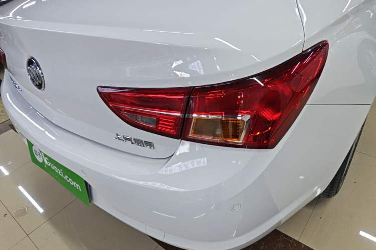 Used Buick Verano 2017 Sedan 15S Automatic Leading Model Right Rear Taillight