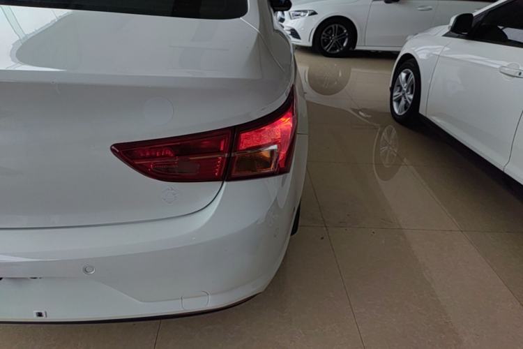 Used Buick Verano 2017 Sedan 15S Automatic Leading Model Right Rear Taillight