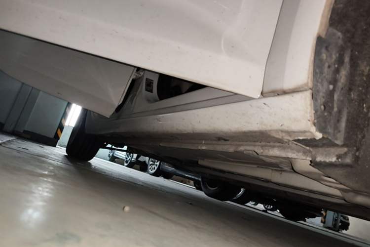 Used Buick Verano 2017 Sedan 15S Automatic Entry Model Right Side Sill