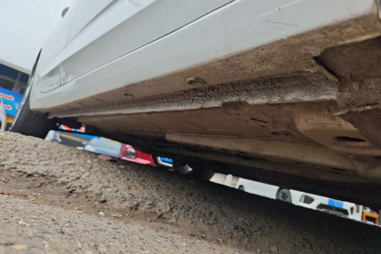 Used Buick Verano 2017 Sedan 15S Automatic Leading Model Right Side Sill