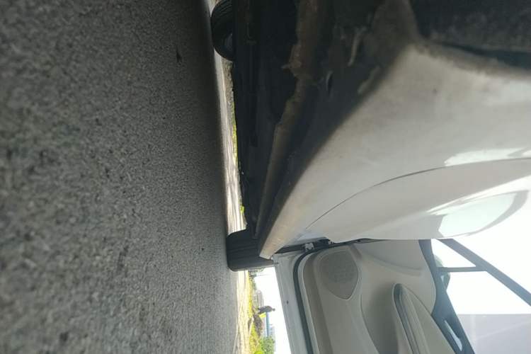 Used Buick Verano 2017 Sedan 15S Manual Leading Model Right Side Sill