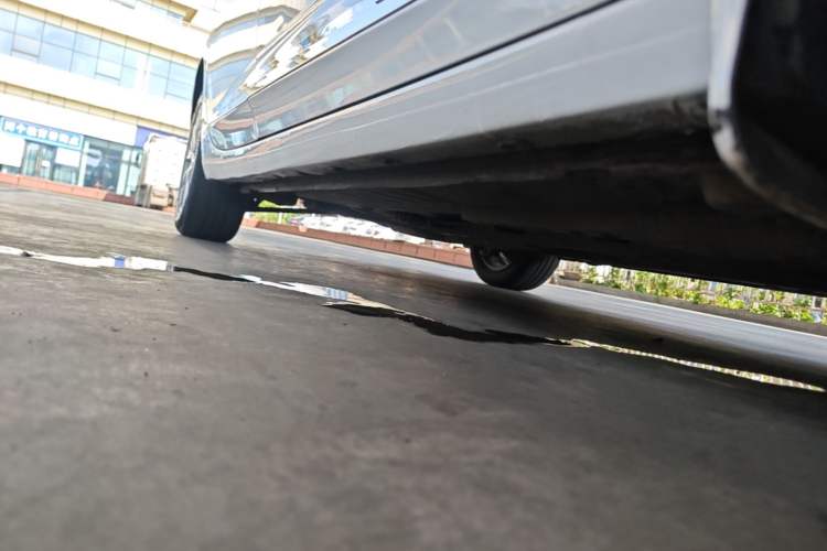 Used Buick Verano 2017 Sedan 20T Dual-Clutch Leading Model Right Side Sill