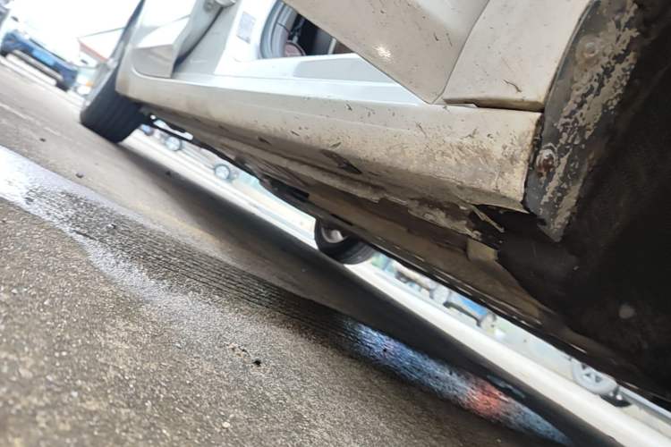 Used Buick Verano 2017 Sedan 15S Automatic Leading Model Right Side Sill