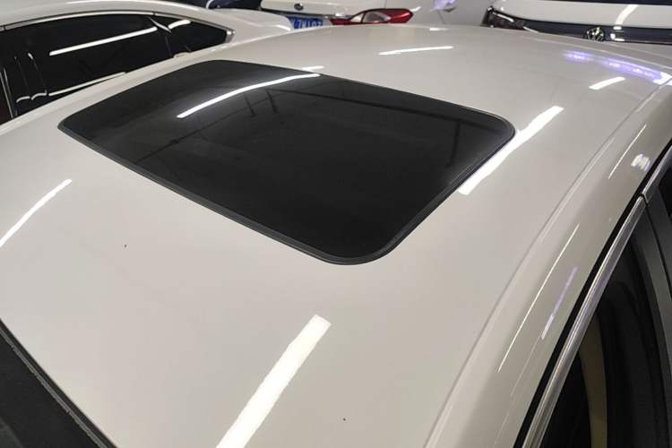 Used Buick Verano 2017 Sedan 15S Automatic Entry Model Roof