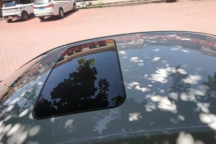 Used Buick Verano 2017 Sedan 15S Automatic Entry Model Roof