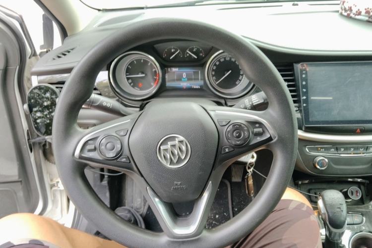 Used Buick Verano 2017 Sedan 20T Dual-Clutch Leading Model Steering Wheel