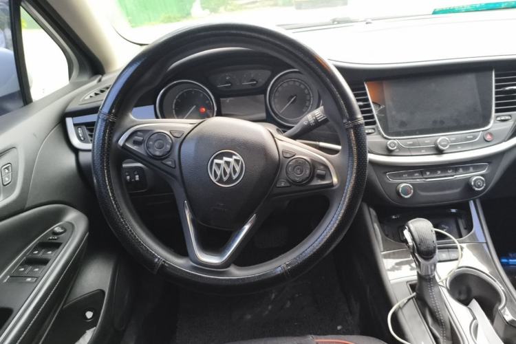 Used Buick Verano 2017 Sedan 20T Dual-Clutch Leading Model Steering Wheel
