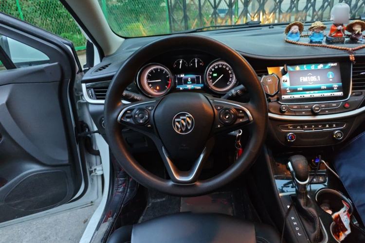 Used Buick Verano 2017 Sedan 20T Dual-Clutch Leading Model Steering Wheel