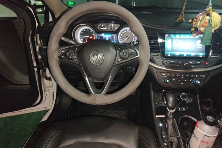 Used Buick Verano 2017 Sedan 20T Dual-Clutch Elite Model Steering Wheel