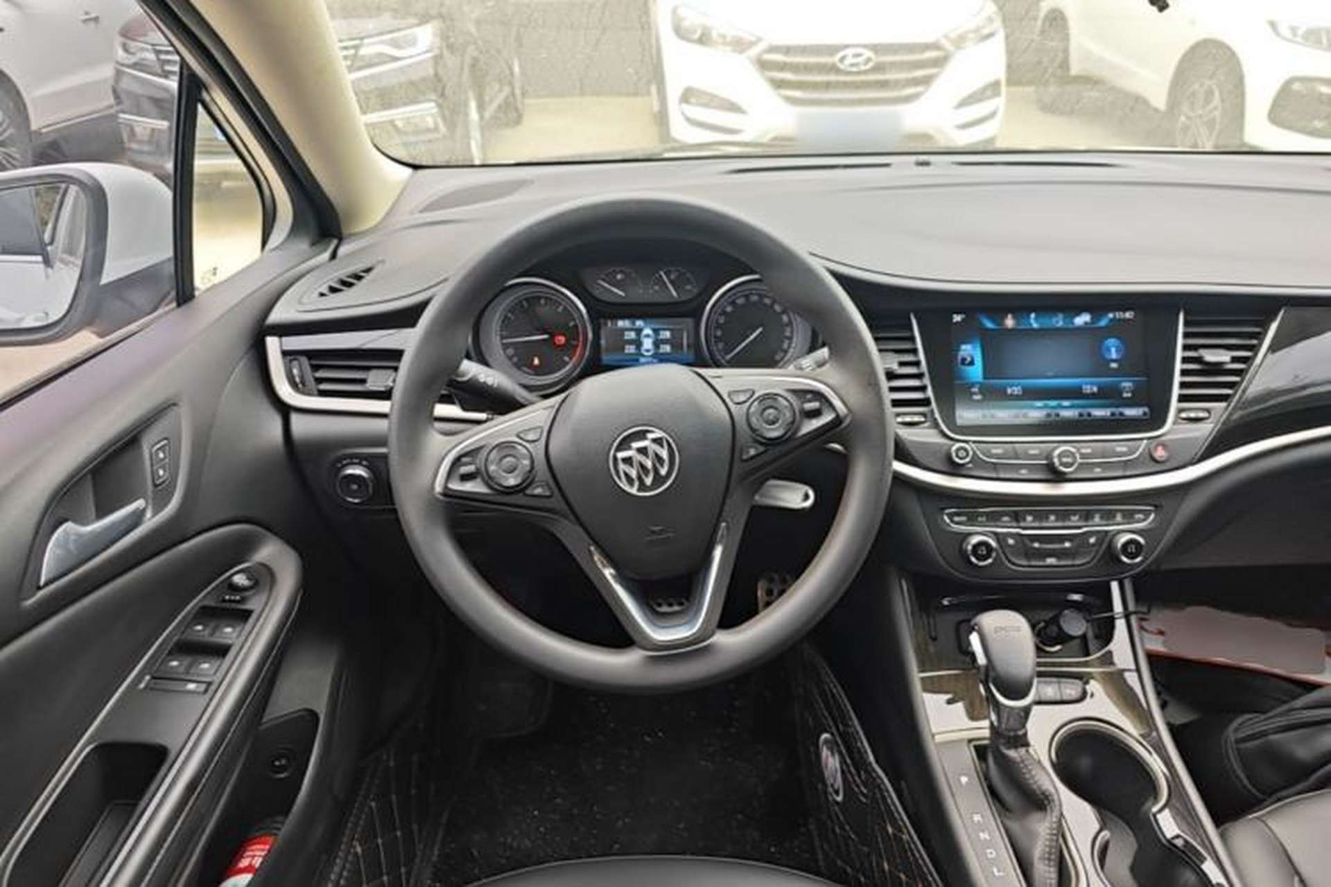 Used Buick Verano 2017 Sedan 20T Dual-Clutch Elite Model Steering Wheel