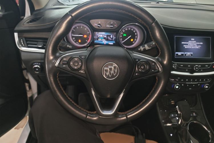 Used Buick Verano 2017 Sedan 20T Dual-Clutch Flagship Model Steering Wheel