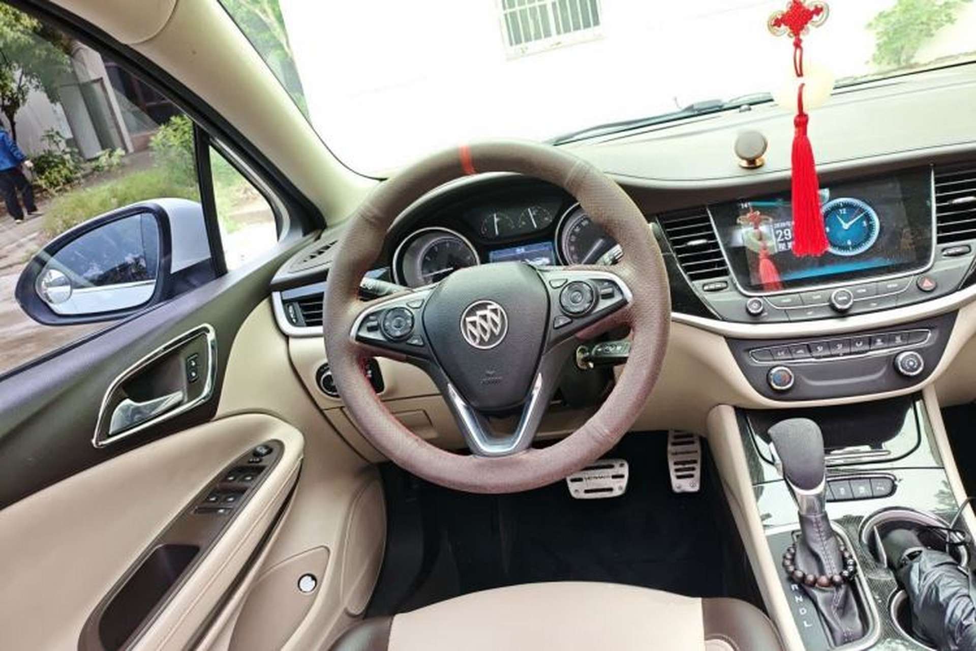 Used Buick Verano 2017 Sedan 15S Automatic Leading Model Steering Wheel