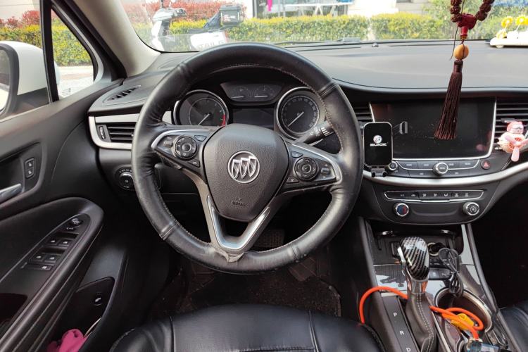 Used Buick Verano 2017 Sedan 20T Dual-Clutch Leading Model Steering Wheel