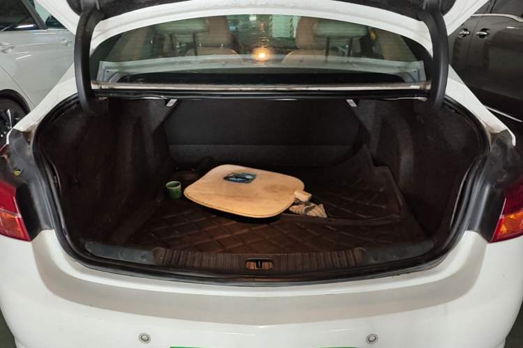 Used Buick Verano 2017 Sedan 15S Automatic Entry Model Trunk