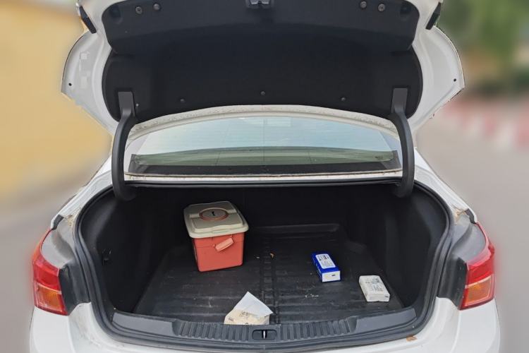 Used Buick Verano 2017 Sedan 15S Automatic Leading Model Trunk
