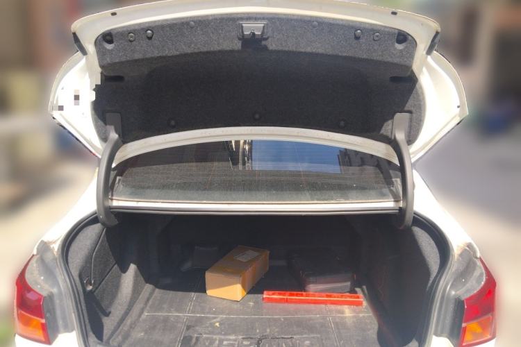 Used Buick Verano 2017 Sedan 15S Automatic Entry Model Trunk