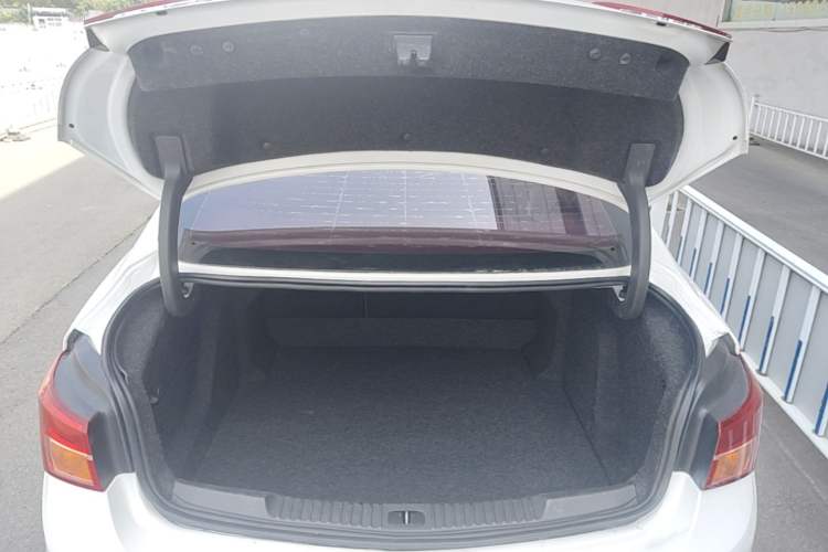 Used Buick Verano 2017 Sedan 15S Automatic Leading Model Trunk