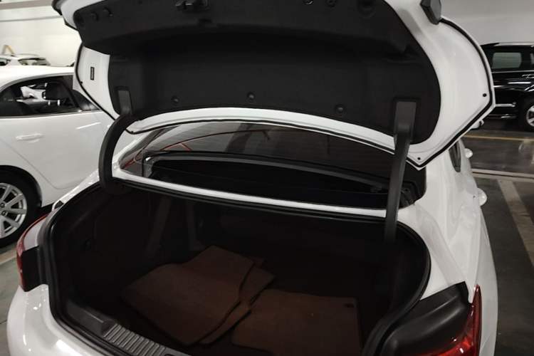 Used Buick Verano 2017 Sedan 15S Automatic Entry Model Trunk