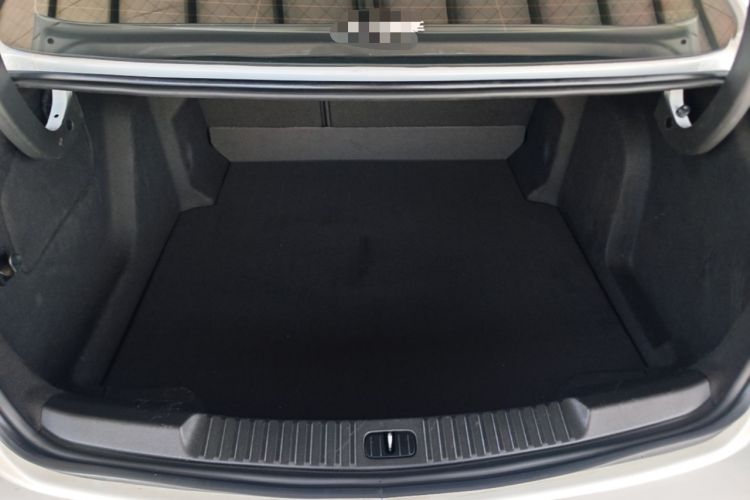 Used Buick Verano 2017 Sedan 20T Dual-Clutch Leading Model Trunk