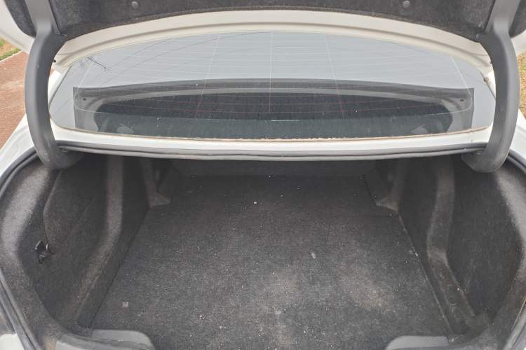 Used Buick Verano 2017 Sedan 15S Automatic Entry Model Trunk