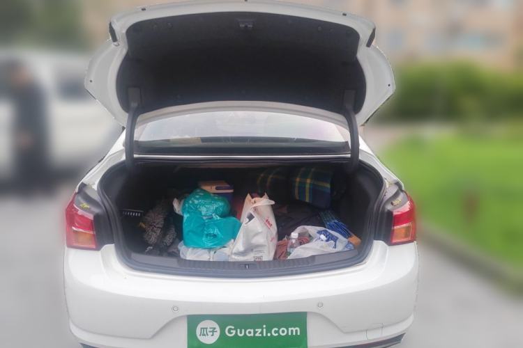 Used Buick Verano 2017 Sedan 20T Dual-Clutch Elite Model Trunk