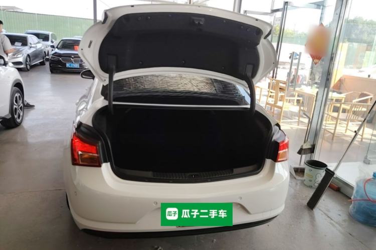 Used Buick Verano 2017 Sedan 15S Automatic Leading Model Trunk
