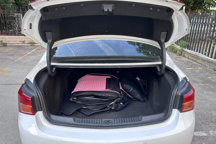 Used Buick Verano 2017 Sedan 15S Automatic Entry Model Trunk