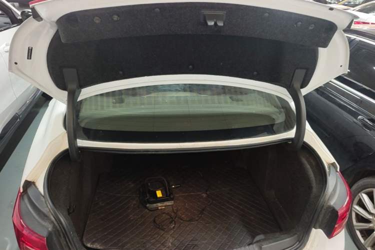 Used Buick Verano 2017 Sedan 15S Automatic Entry Model Trunk