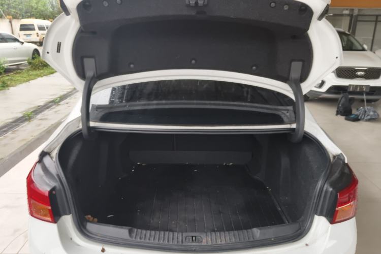 Used Buick Verano 2017 Sedan 15S Automatic Leading Model Trunk