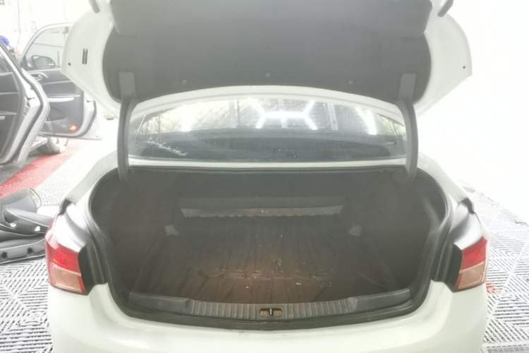Used Buick Verano 2017 Sedan 15S Automatic Entry Model Trunk