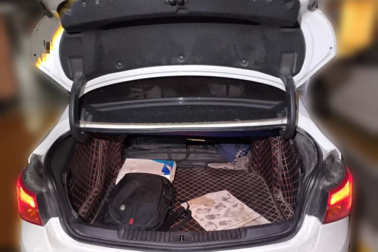 Used Buick Verano 2017 Sedan 20T Dual-Clutch Flagship Model Trunk