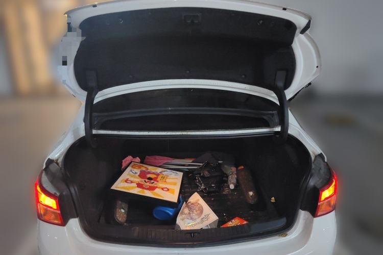 Used Buick Verano 2017 Sedan 15S Automatic Leading Model Trunk