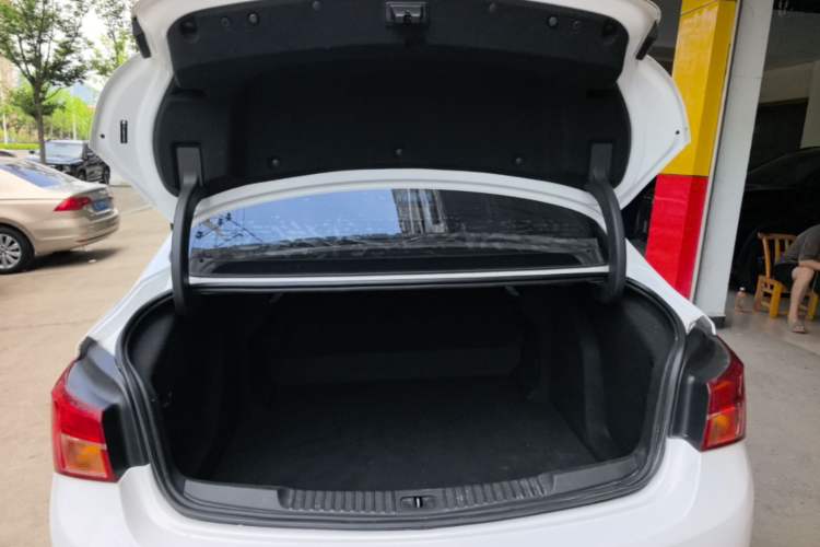 Used Buick Verano 2017 Sedan 15S Automatic Entry Model Trunk