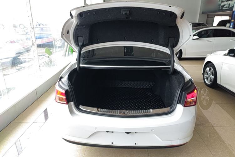 Used Buick Verano 2017 Sedan 15S Automatic Leading Model Trunk