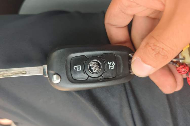 Used Buick Verano 2017 Sedan 15S Automatic Leading Model Vehicle Key