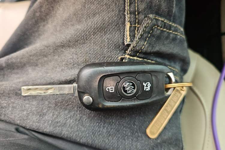 Used Buick Verano 2017 Sedan 15S Automatic Entry Model Vehicle Key