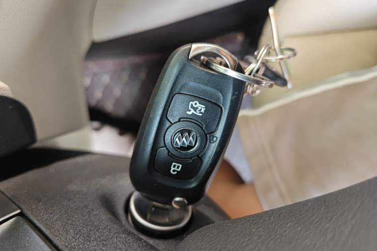 Used Buick Verano 2017 Sedan 15S Automatic Entry Model Vehicle Key