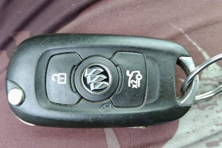 Used Buick Verano 2017 Sedan 20T Dual-Clutch Leading Model Vehicle Key