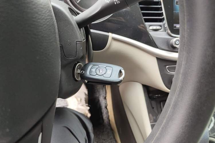 Used Buick Verano 2017 Sedan 15S Automatic Leading Model Vehicle Key