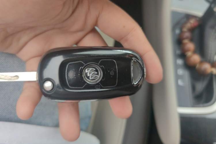 Used Buick Verano 2017 Sedan 15S Automatic Leading Model Vehicle Key