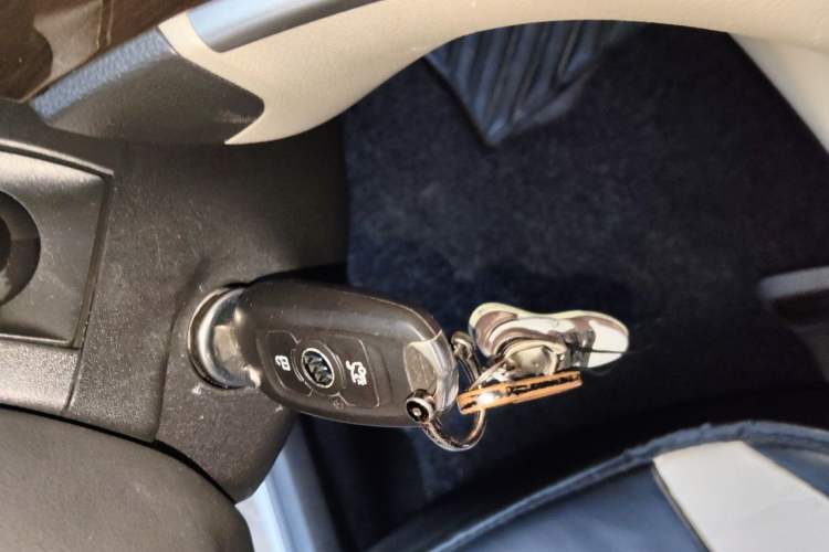 Used Buick Verano 2017 Sedan 15S Automatic Entry Model Vehicle Key